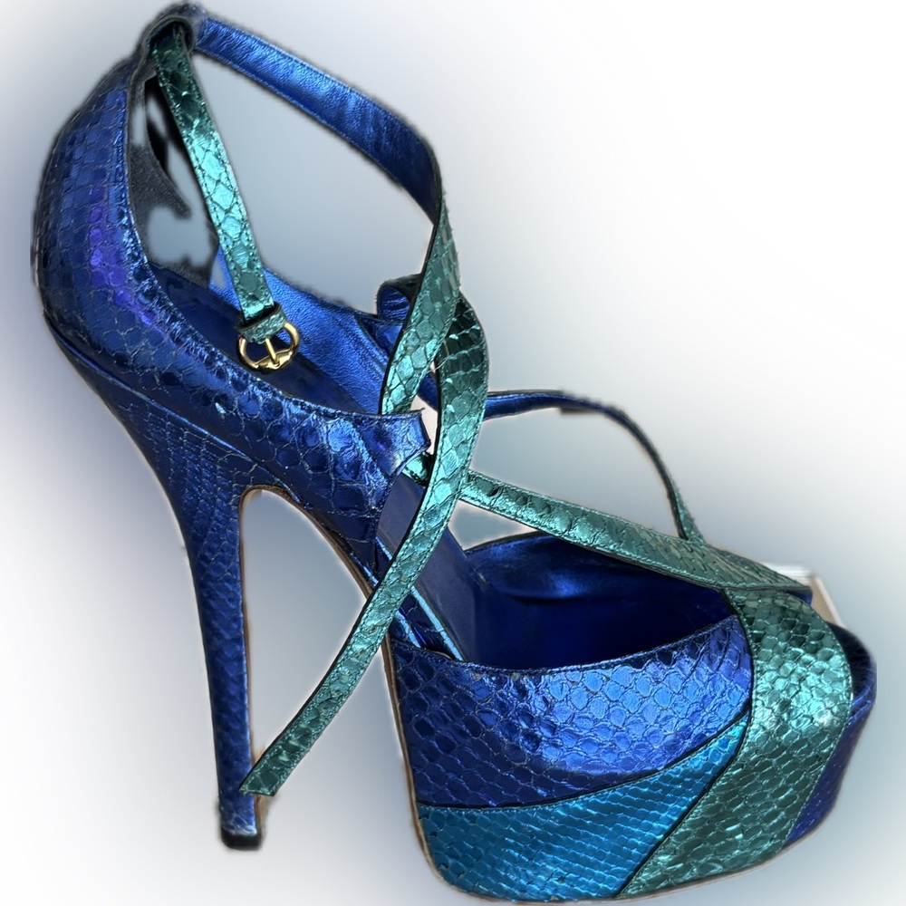 Vintage Gucci snakeskin platform heels - Picture 8 of 10